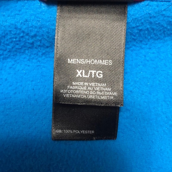 Blue North Face Pullover. - Picture 5 of 6